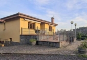 Xalet independent amb terreny en venda a la España, Pravia, ref.: TR142765 foto