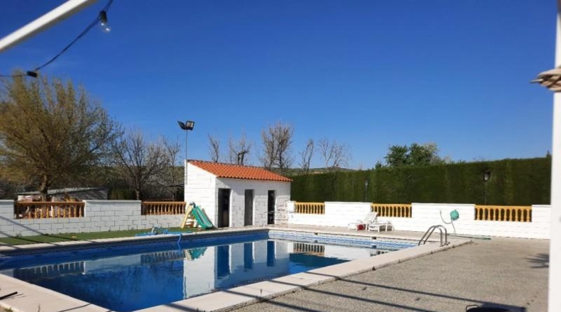 Córdoba - Lucena - 4937m2