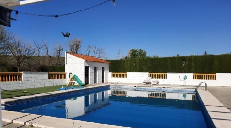 Córdoba - Lucena - 4937m2