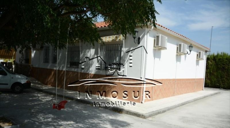 Córdoba - Lucena - 4937m2