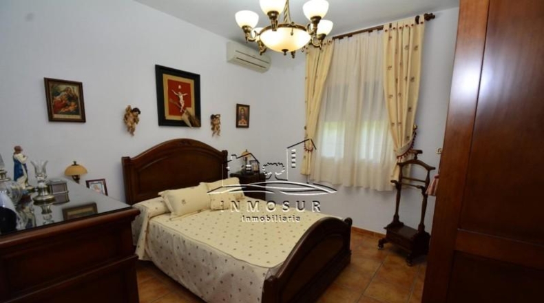 Córdoba - Lucena - 4937m2
