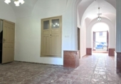 Дом с участком на продажу в городе Don Benito Фото