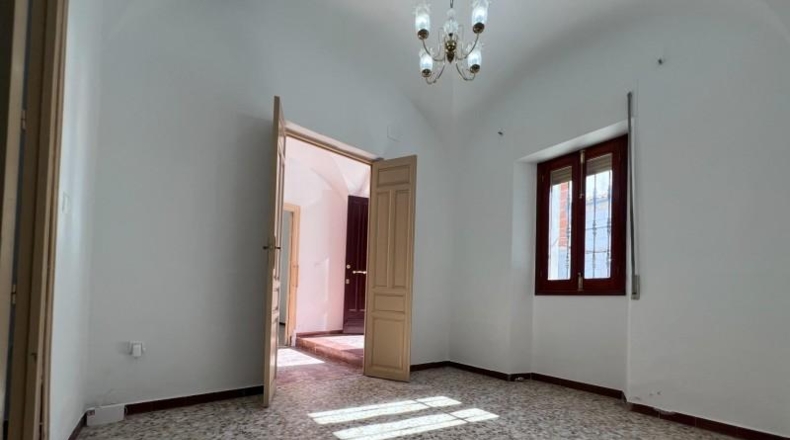 Badajoz - Дон Бенито - 548m2