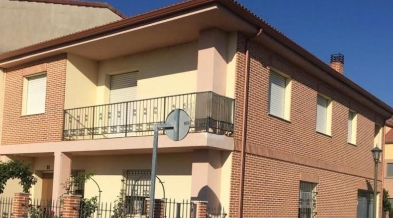 Valladolid - Santovenia de Pisuerga - 326m2
