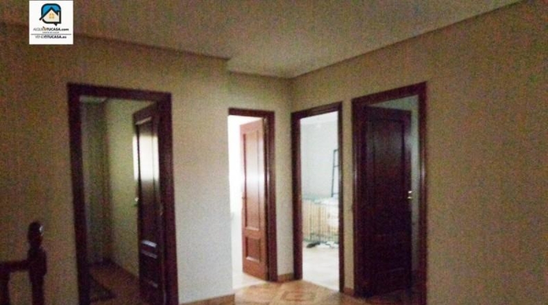 Valladolid - Santovenia de Pisuerga - 326m2