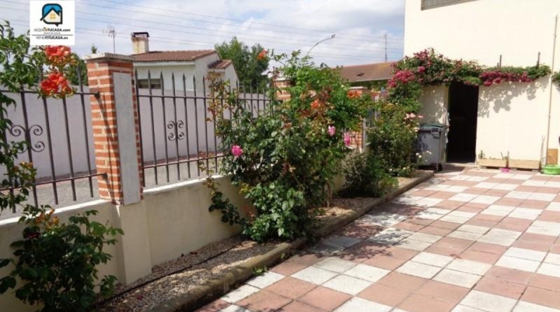Valladolid - Santovenia de Pisuerga - 326m2
