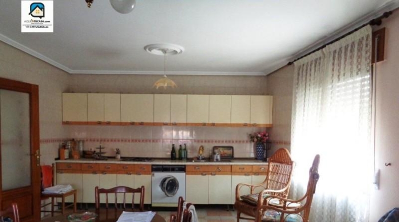 Valladolid - Santovenia de Pisuerga - 326m2