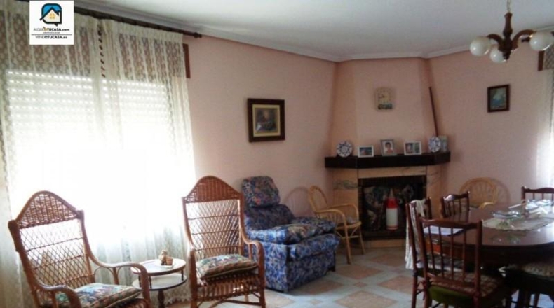 Valladolid - Santovenia de Pisuerga - 326m2