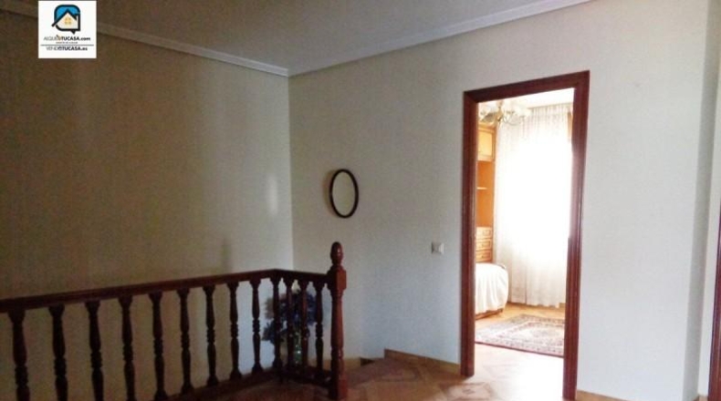 Valladolid - Santovenia de Pisuerga - 326m2