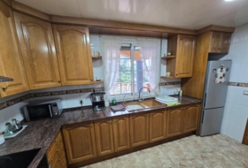 Abrera 220&nbsp;м²
