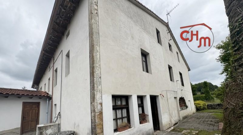 Cantabria - Bárcena de Cicero - 619m2