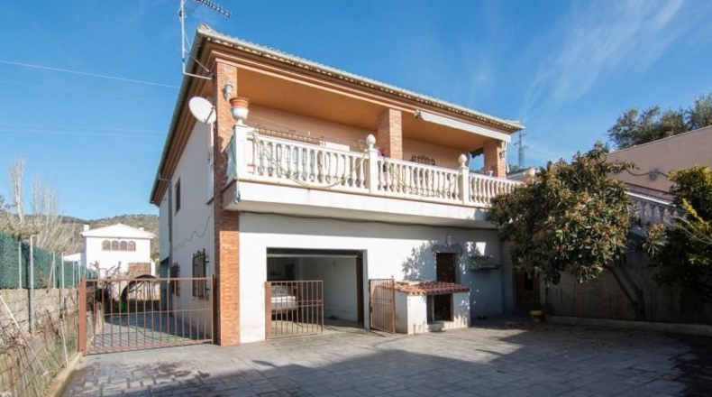 Granada - Huétor de Santillán - 640m2