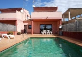 Chalet independiente con terreno en venta en la España, Deltebre, ref: TR308904 foto