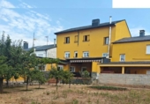 Xalet independent amb terreny en venda a la España, Ponferrada, ref.: TR326175 foto