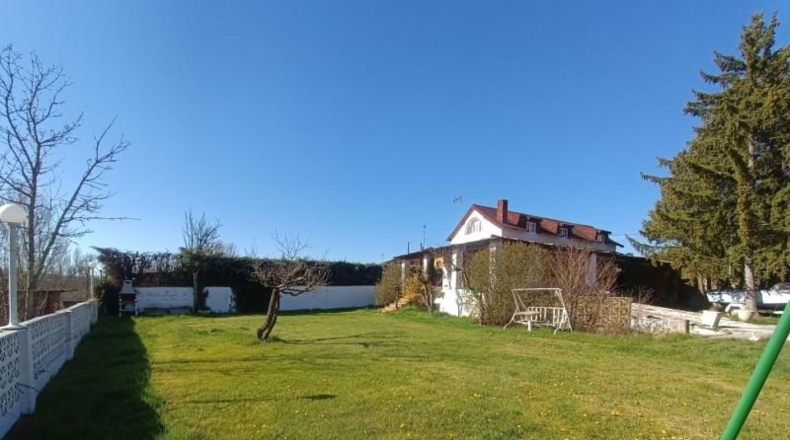 Leon - Garrafe de Torío - 215m2