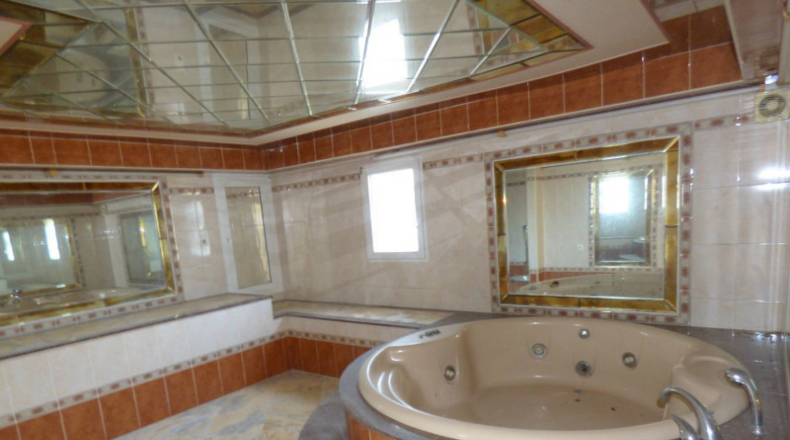 Alicante - Torrevieja - 1100m2