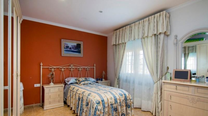 Granada - Huétor de Santillán - 640m2