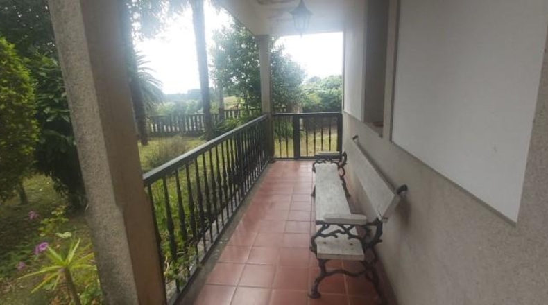 La Coruña - O Barral - 2300m2