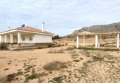 Xalet independent amb terreny en venda a la España, Favanella, ref.: TR178134 foto