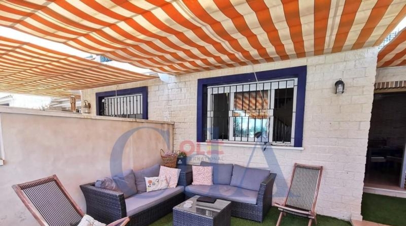 Alicante - Пилар-де-ла-Орадада - 130m2