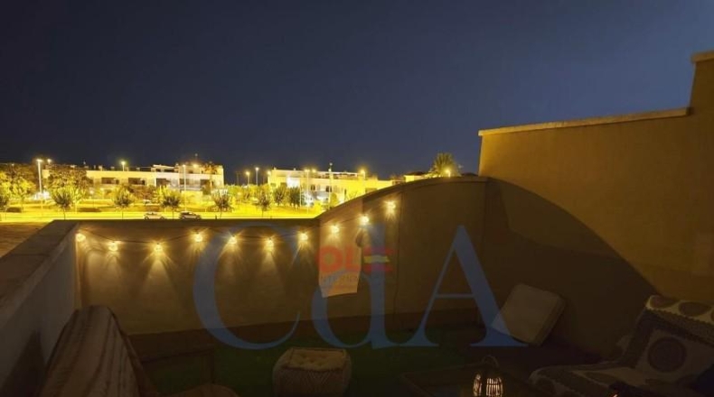 Alicante - Пилар-де-ла-Орадада - 130m2