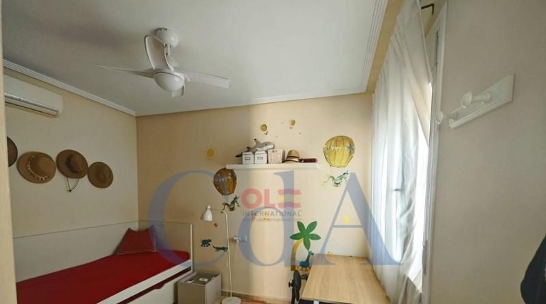 Alicante - Пилар-де-ла-Орадада - 130m2