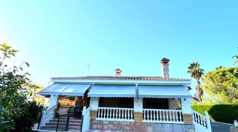 Sevilla - Castilblanco de los Arroyos - 2036m2