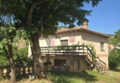 Участок с постройкой на продажу в городе Alhama de Aragón Фото