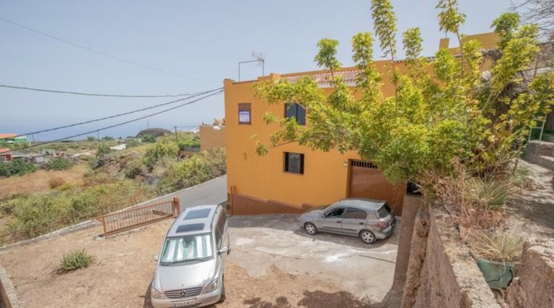 Santa Cruz de Tenerife - Icod de los Vinos - 1737m2