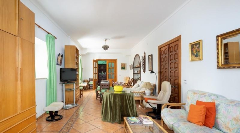 Гранада - Ugíjar - 757m2