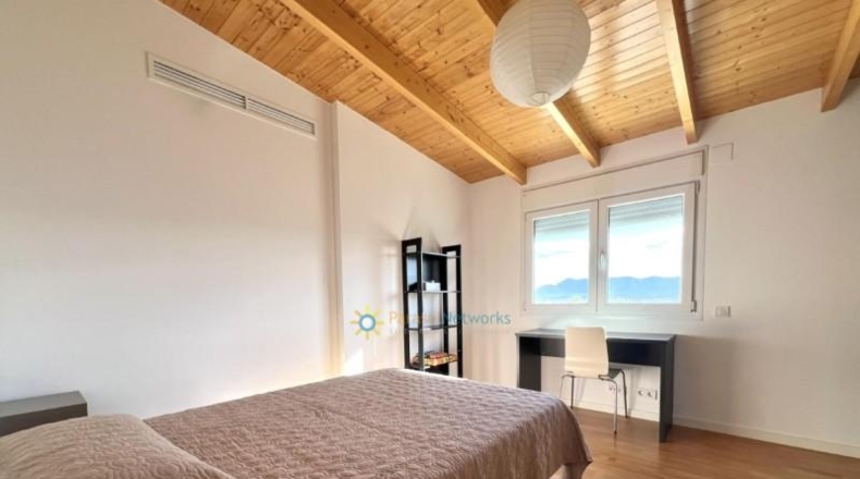 Валенсия - l'Olleria - 13438m2