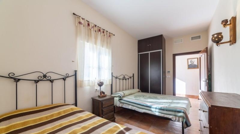 Almeria - Canjáyar - 3400m2