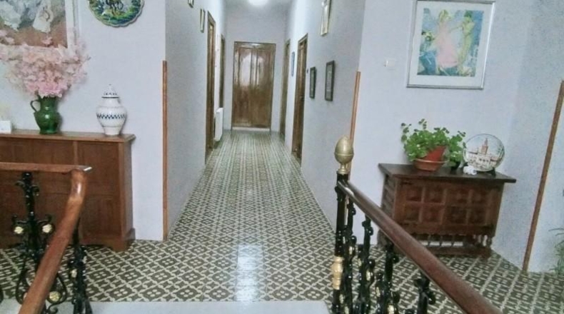 Jaén - Villacarrillo - 536m2