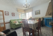 Отдельно стоящий дом с участком на продажу в городе l'Ametlla de Mar Фото