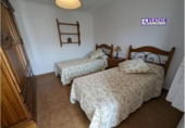 Xalet independent amb terreny en venda a la España, Saix, ref.: TR132573 foto