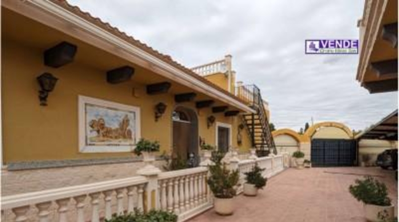 Alicante - Sax - 1000m2