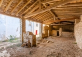 Дом с участком на продажу в городе Uterga Фото