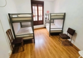 Chalet independiente con terreno en venta en la España, Cacabelos, ref: TR366633 foto