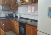 Отдельно стоящий дом с участком на продажу в городе La Vall d'Uixó Фото