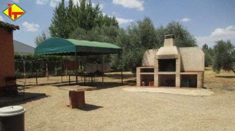 Ciudad Real - Valdepeñas - 7000m2