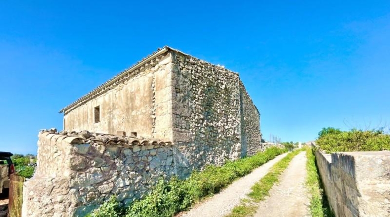 Islas Baleares - Llubí - 5100m2