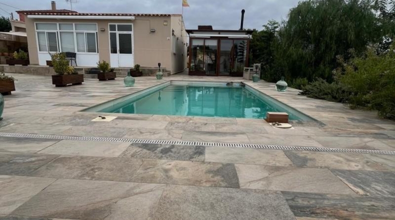 Castellon - Castellón de la Plana - 1800m2