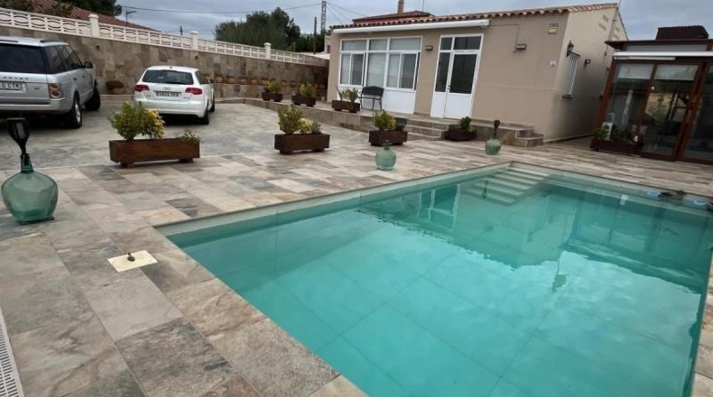 Castellon - Castellón de la Plana - 1800m2