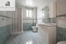 Guadix 477&nbsp;м²