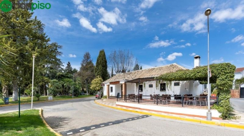 Granada - Albolote - 1453m2