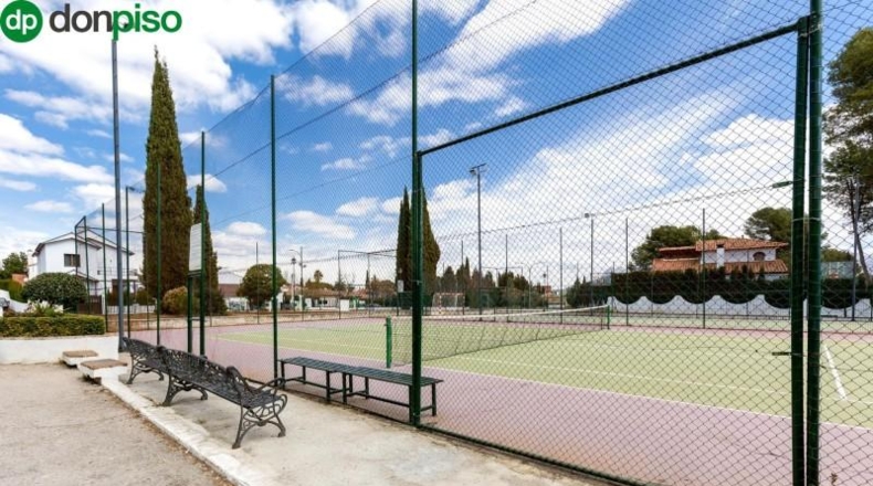 Granada - Albolote - 1453m2