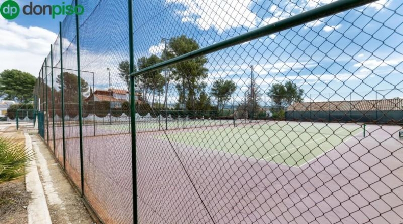 Granada - Albolote - 1453m2