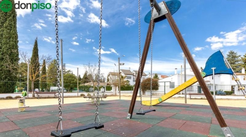 Granada - Albolote - 1453m2