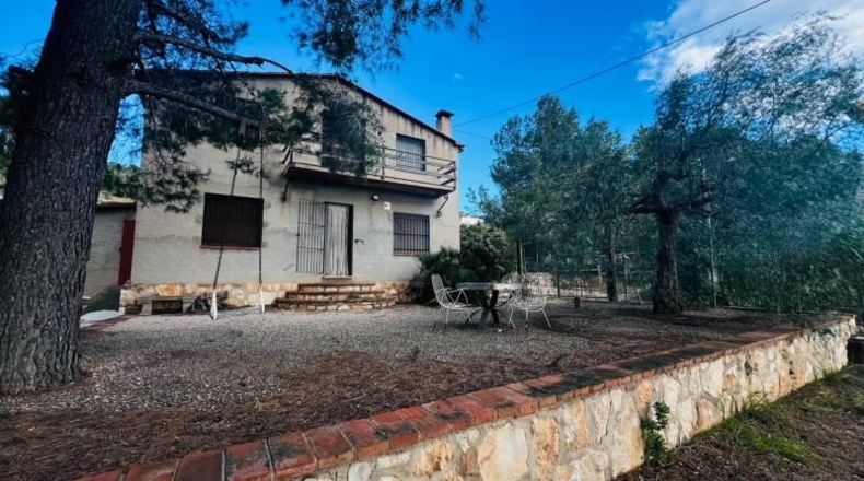 Tarragona - Ванделлос - 16560m2