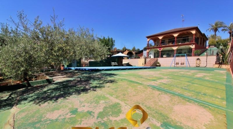 Castellón - Alcora - 1121m2